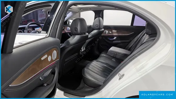 MERCEDES E-CLASS E300 EXCLUSIVE