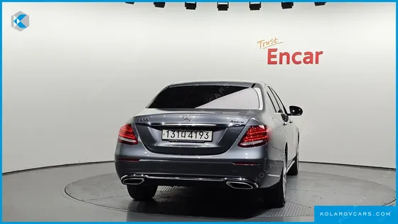 MERCEDES E-CLASS E300 4MATIC EXCLUSIVE