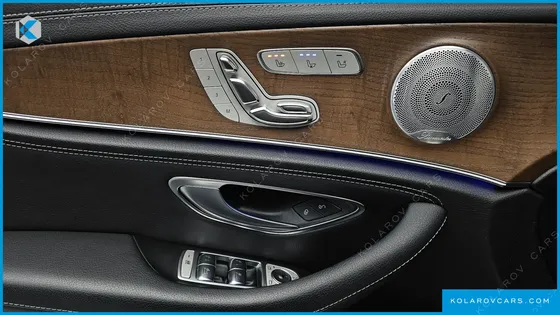 MERCEDES E-CLASS E300 4MATIC EXCLUSIVE