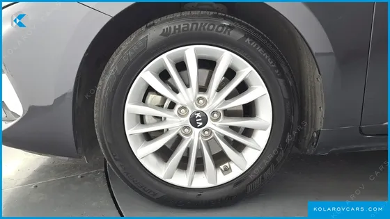 KIA K7 3.0 LPI TRENDY(RENTED CAR)
