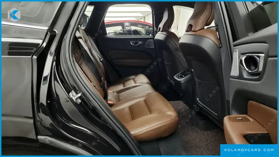 VOLVO XC60 B6 INSCIRTION