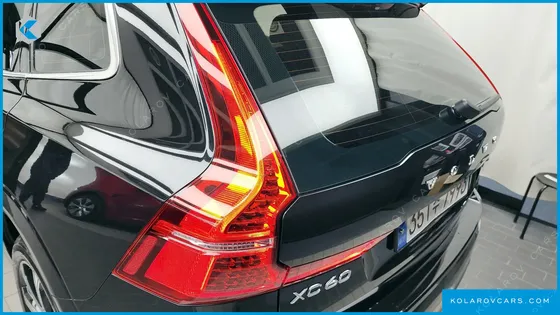VOLVO XC60 B6 INSCIRTION