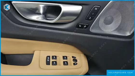 VOLVO XC60 B6 INSCIRTION
