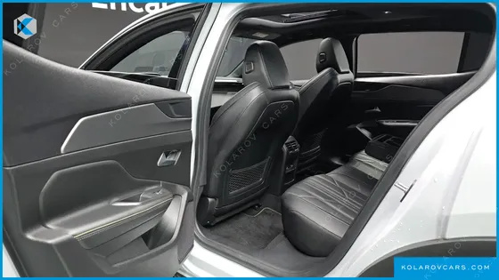 PEUGEOT 408 1.2 PURE TECH GT