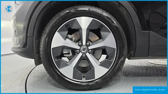 VOLVO XC40 B4 ULTIMATE BRIGHT