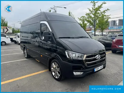 HYUNDAI SOLATI 15-SEATER