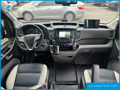 HYUNDAI SOLATI 15-SEATER