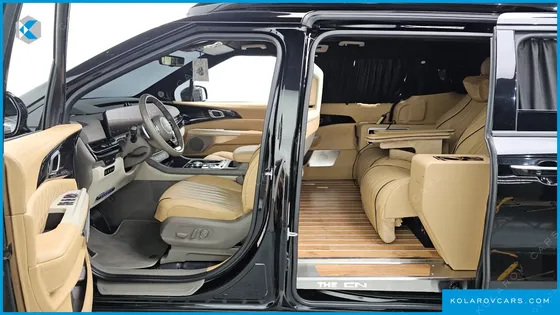 KIA CARNIVAL GASOLINE 9-SEATER SIGNATURE