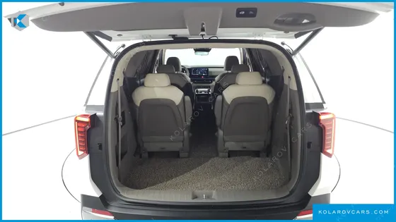 KIA CARNIVAL HEV 9-SEATER HI-LIMOUSINE