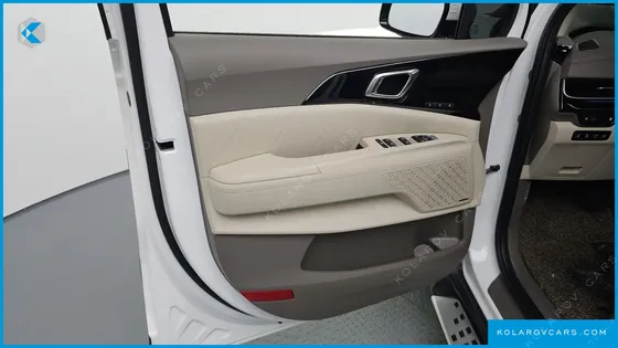 KIA CARNIVAL HEV 9-SEATER HI-LIMOUSINE