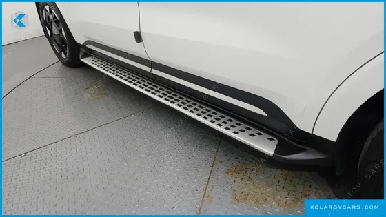 KIA CARNIVAL HEV 9-SEATER HI-LIMOUSINE