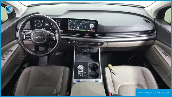 KIA CARNIVAL 9-SEATER PRESTIGE