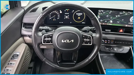 KIA CARNIVAL 9-SEATER PRESTIGE