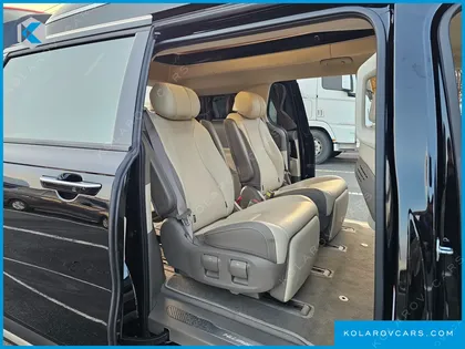 KIA CARNIVAL HEV 7-SEATER HI LIMOUSINE