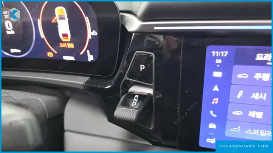 PORSCHE MACAN BASE 4