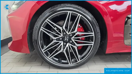 KIA STINGER 2.5 AWD MASTERS