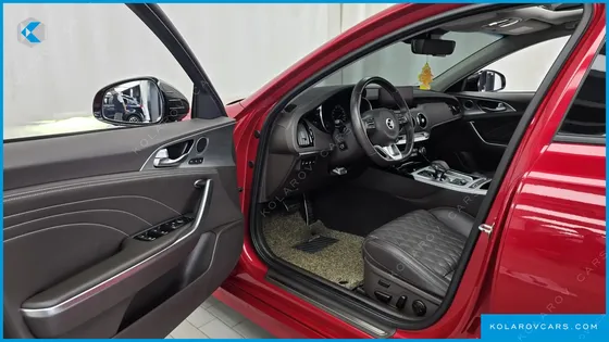 KIA STINGER 2.5 AWD MASTERS