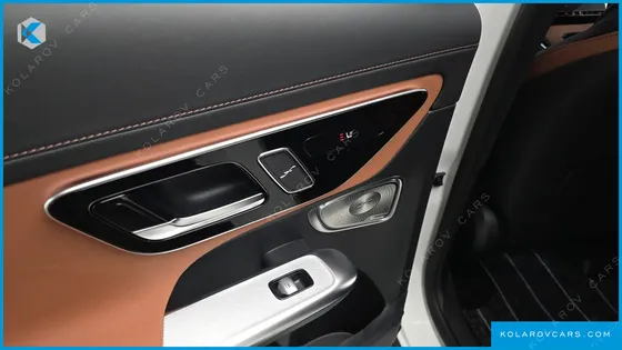 MERCEDES GLC-CLASS GLC300 4MATIC AMG LINE