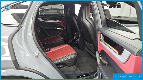 PORSCHE CAYENNE 3.0 COUPE
