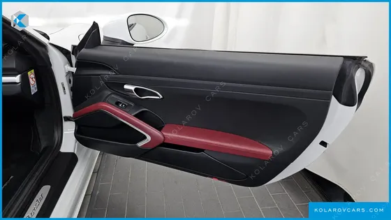PORSCHE 718 2.0