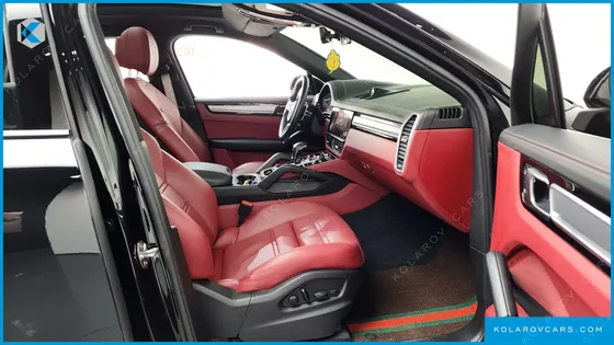 PORSCHE CAYENNE 3.0 COUPE PLATINUM EDITION