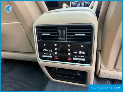 PORSCHE CAYENNE 3.0 PLATINUM EDITION