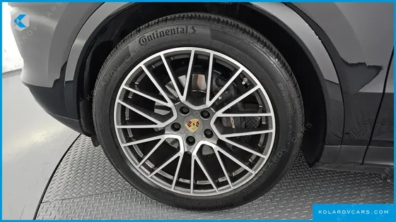 PORSCHE CAYENNE 3.0