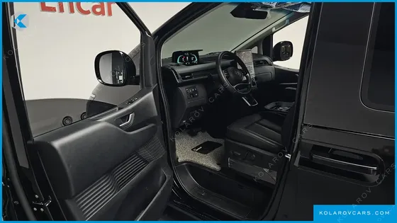 HYUNDAI STARIA HEV 1.6 CARGO 5-SEATER