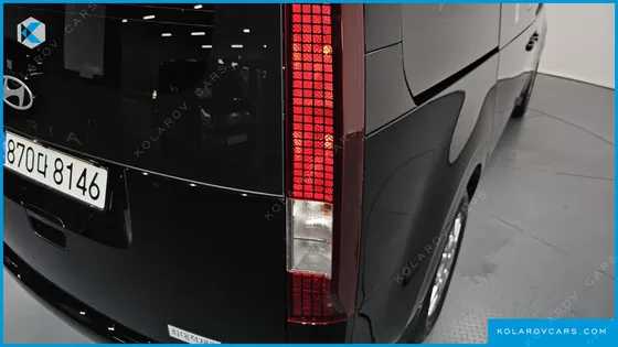 HYUNDAI STARIA HEV 1.6 CARGO 5-SEATER