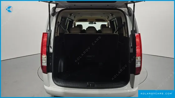 HYUNDAI STARIA 4WD TOURER 9-SEATER