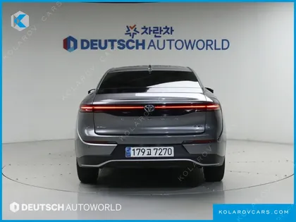 TOYOTA CROWN 2.5 4WD HYBRID