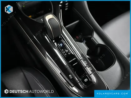 TOYOTA CROWN 2.5 4WD HYBRID