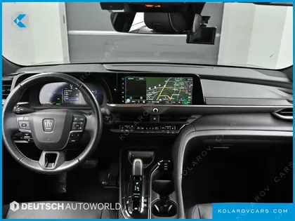 TOYOTA CROWN 2.5 4WD HYBRID