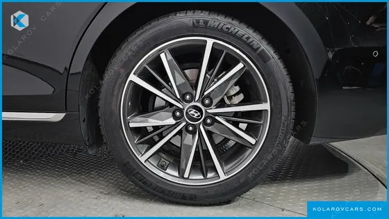 HYUNDAI GRANDEUR 3.3