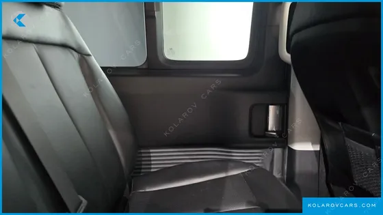 HYUNDAI STARIA L3.5 CARGO 5-SEATER