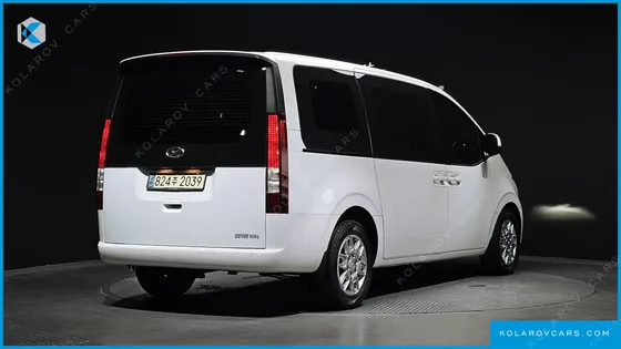 HYUNDAI STARIA CARGO 3-SEATER