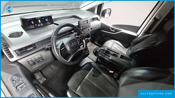 HYUNDAI STARIA CARGO 3-SEATER