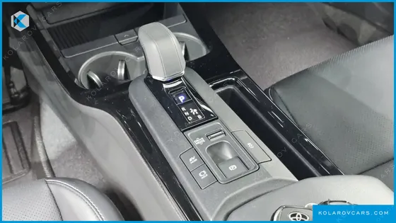 TOYOTA PRIUS 2.0 XLE