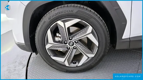 HYUNDAI TUCSON GASOLINE 1.6 TURBO 2WD