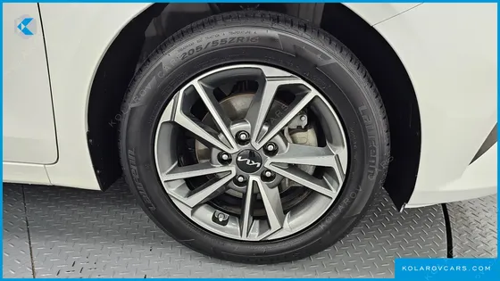 KIA K3 1.6