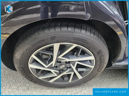 HYUNDAI GRANDEUR EXCLUSIVE