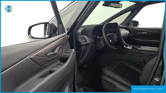 TOYOTA ALPHARD 2.5 HEV EXECUTIVE AWD