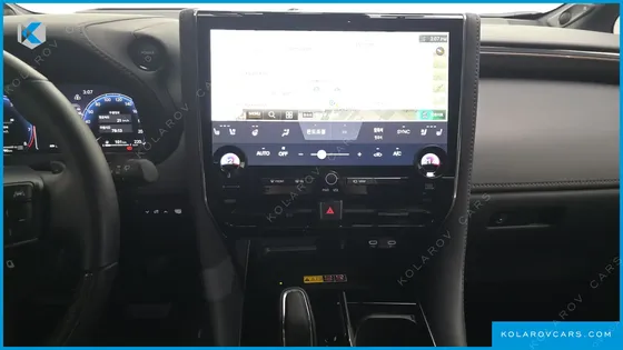 TOYOTA ALPHARD 2.5 HEV EXECUTIVE AWD