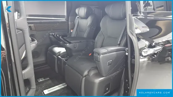 TOYOTA ALPHARD 2.5 HEV EXECUTIVE AWD