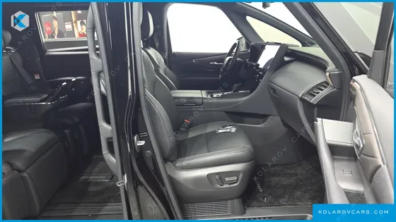 TOYOTA ALPHARD 2.5 HEV EXECUTIVE AWD