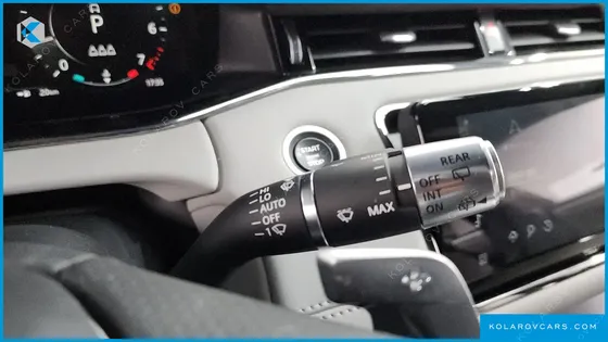 LAND ROVER RANGE ROVER EVOQUE P250 R-DYNAMIC SE