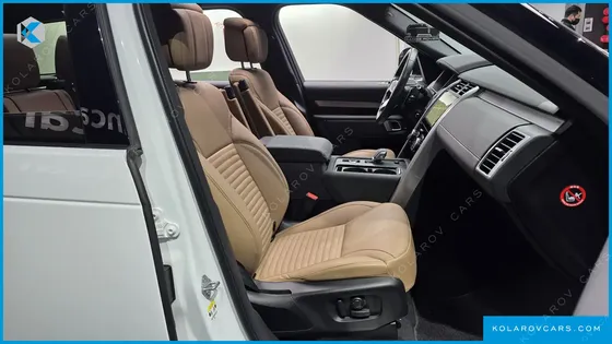 LAND ROVER DISCOVERY D300 DYNAMIC HSE