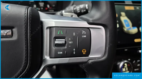 LAND ROVER DISCOVERY D300 DYNAMIC HSE