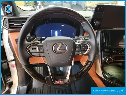 LEXUS LX 700H VIP