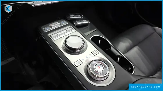 GENESIS GV70 E-AWD